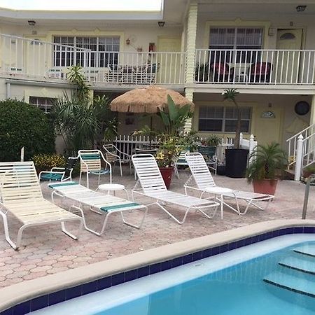 Ivory Sands Beach Suites Clearwater Beach Exterior photo