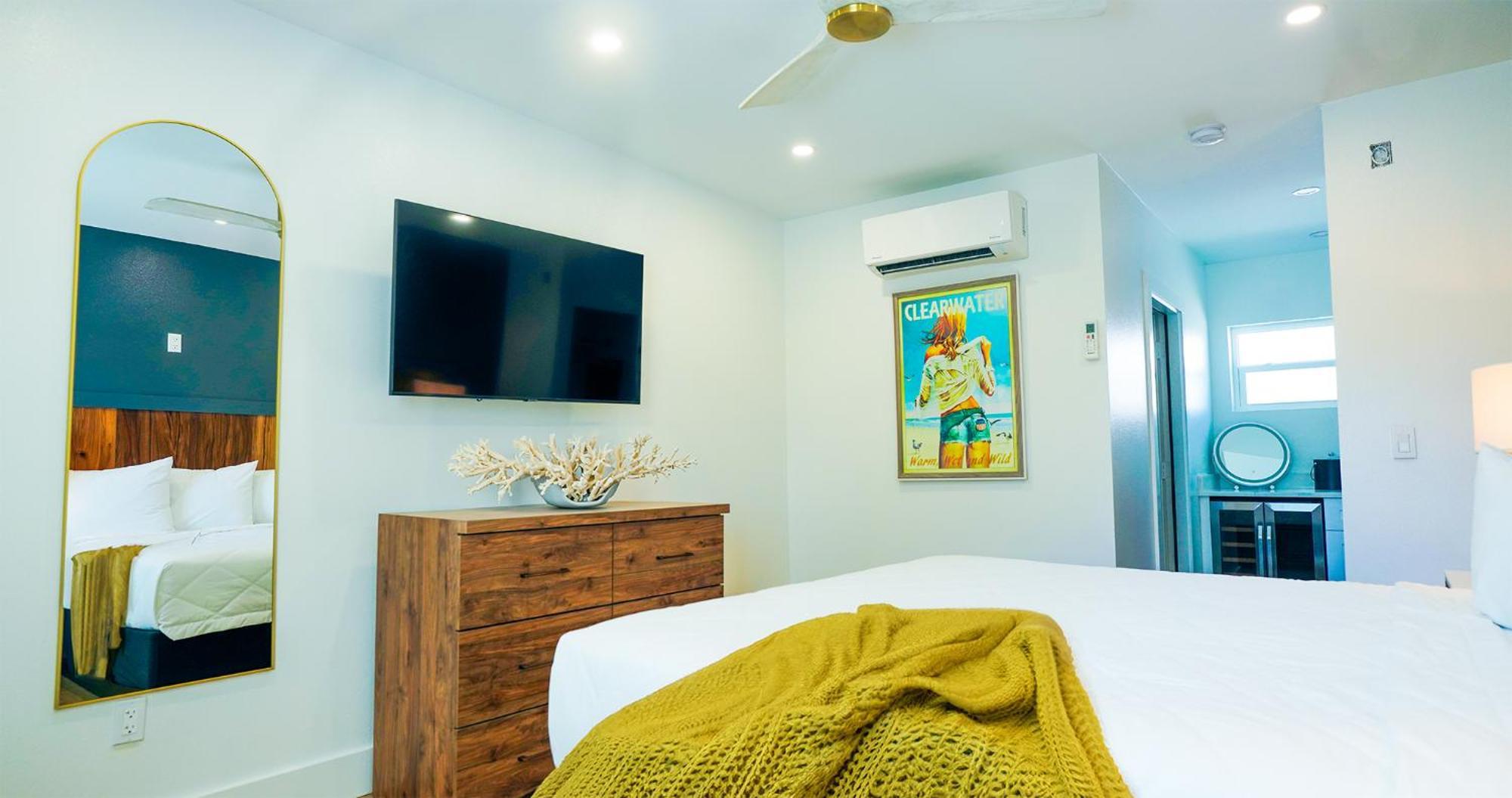 Ivory Sands Beach Suites Clearwater Beach Exterior photo